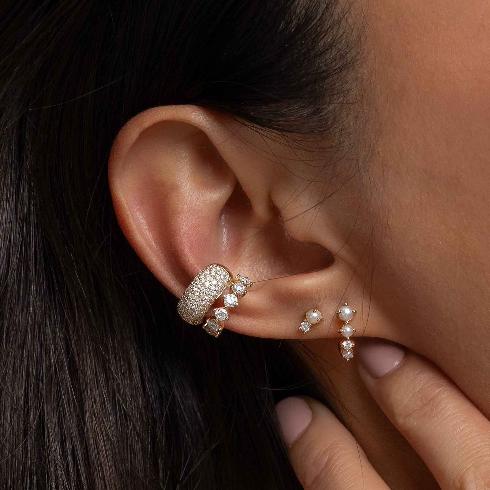 Premier Amigos Diamond Ear Cuff