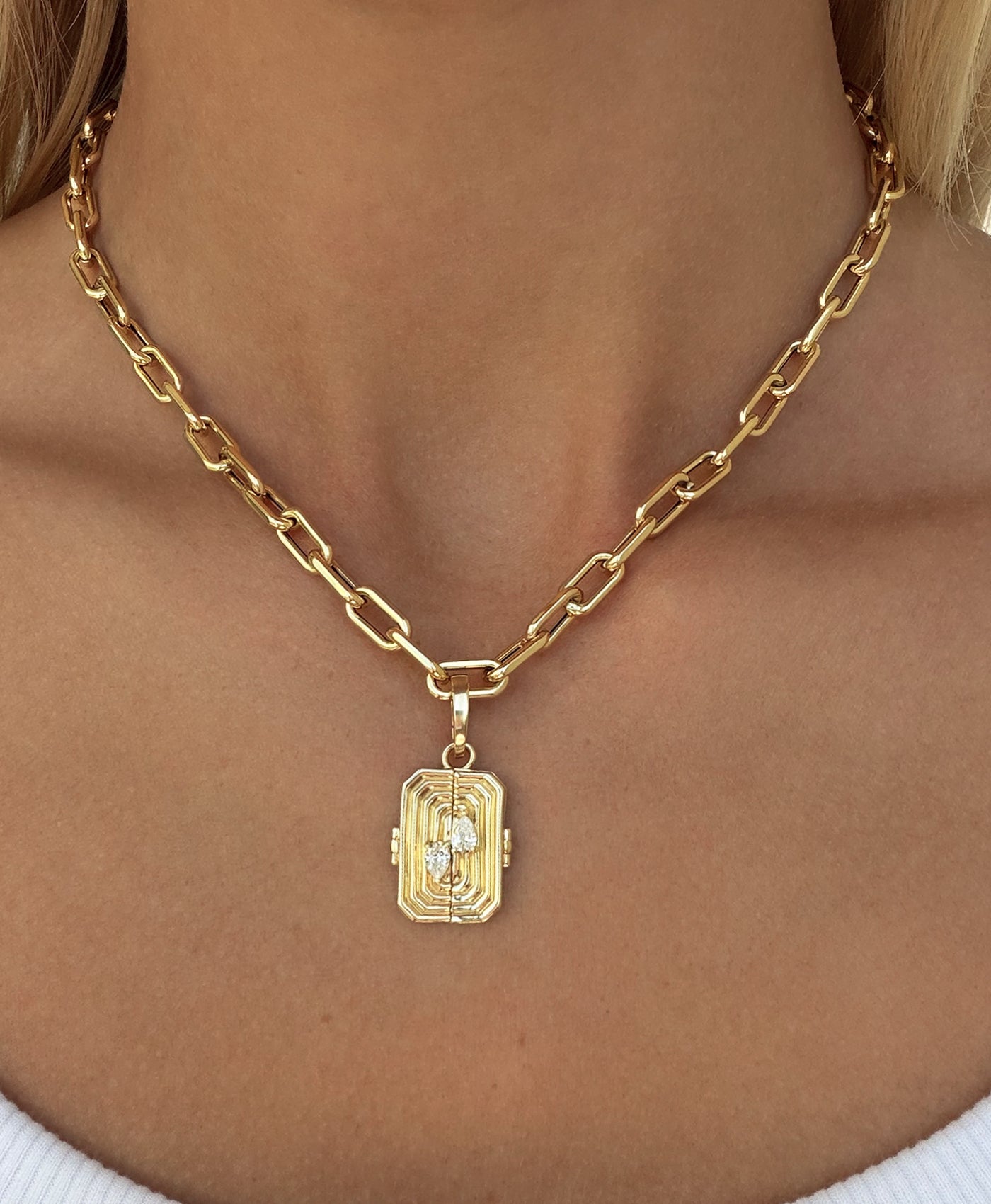 Large Groovy Rectangular Locket Hinged Charm - Lab Grown