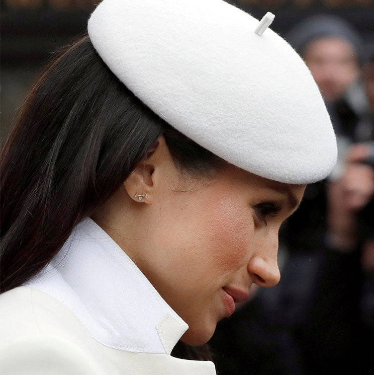 Meghan Markle in Adina Reyter 3 diamond amigos earrings