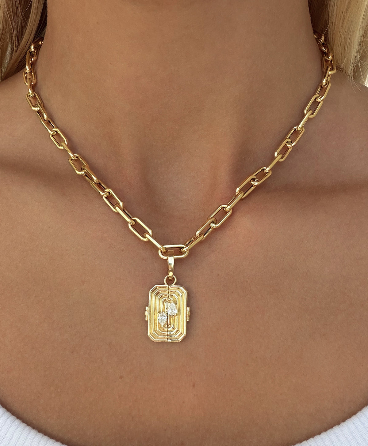 Large Groovy Rectangular Locket Hinged Charm - Lab Grown
