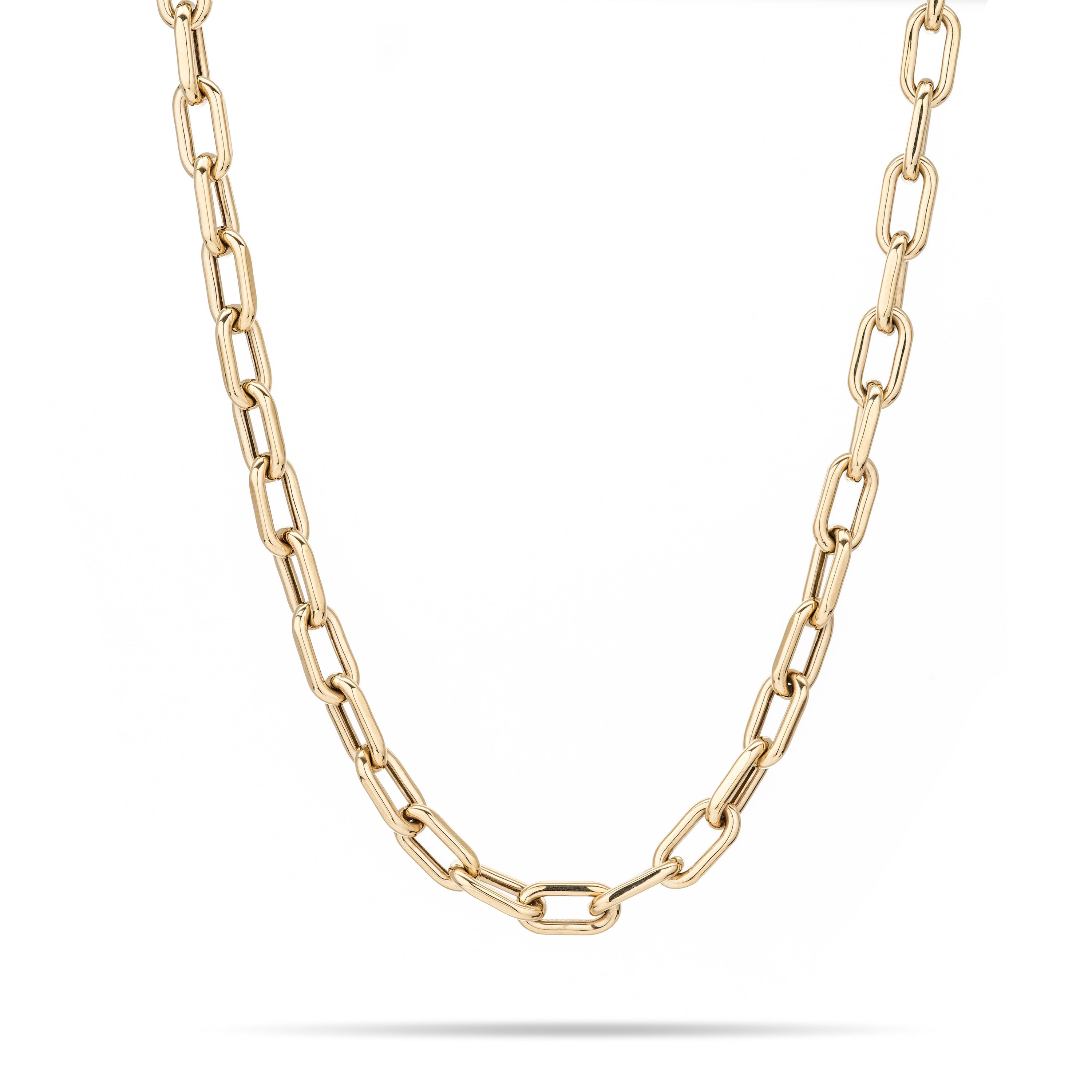 Chain link store necklace white gold